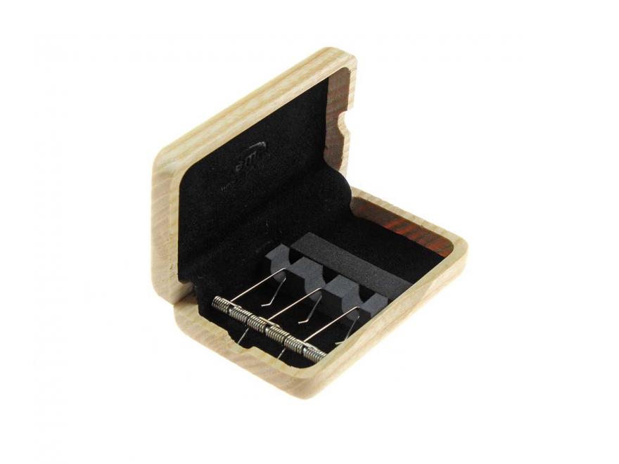 reed case: 3 English Horn reeds, solid elm 
