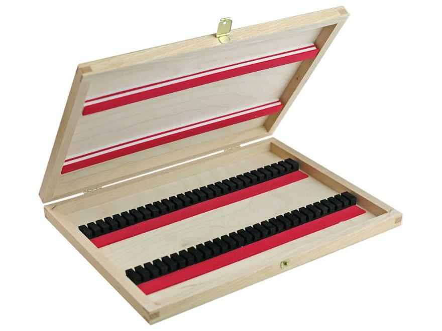 oboe reed case: 54 reeds, solid beech 